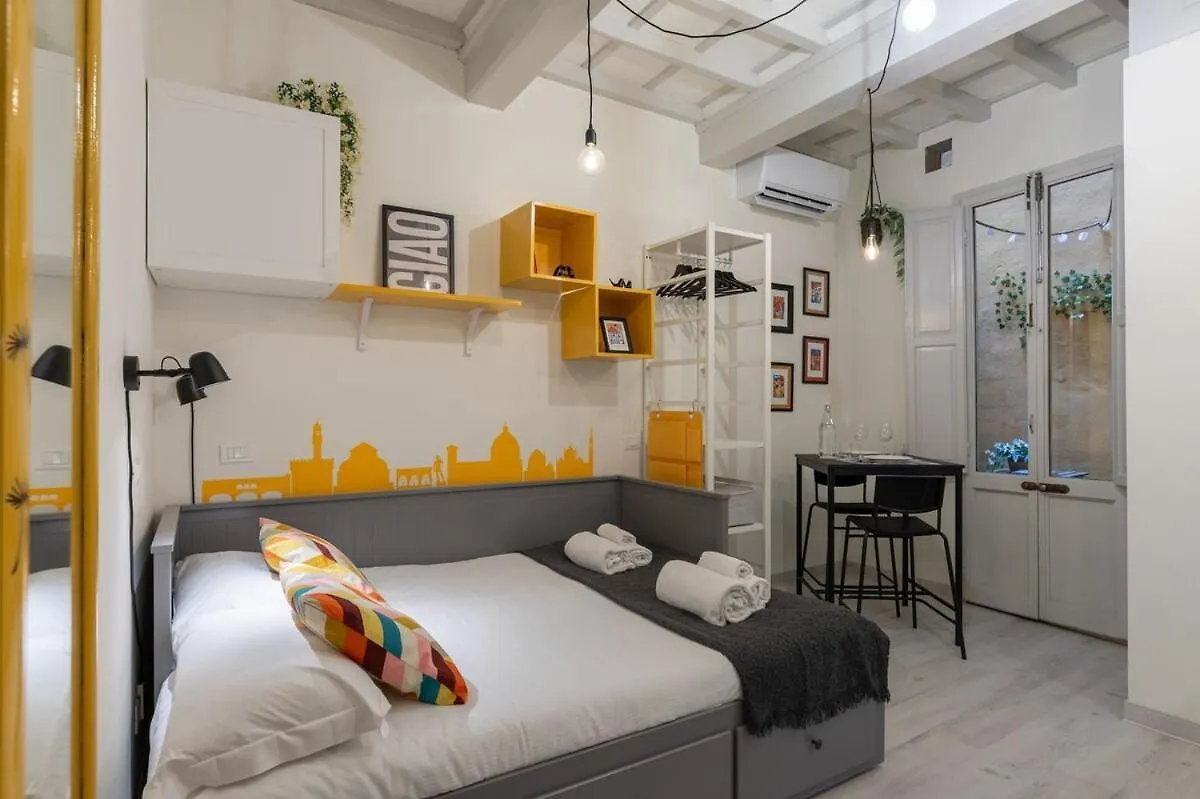 The Court Of Santo Spirito Apartment Florence